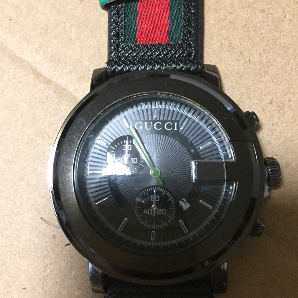 Gucci watch new never worn
